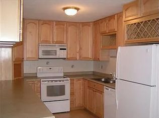 1951 Aletha Ln APT 2, Vacaville, CA 95687