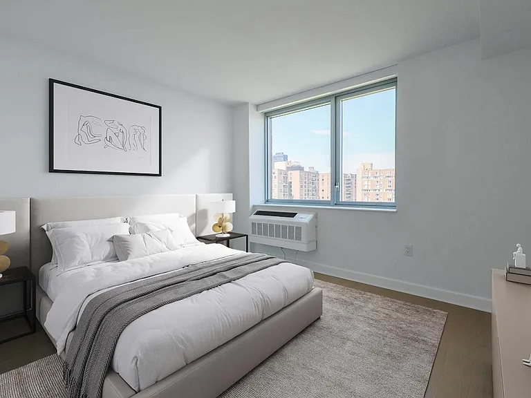480 Main St #22G — Photo 1