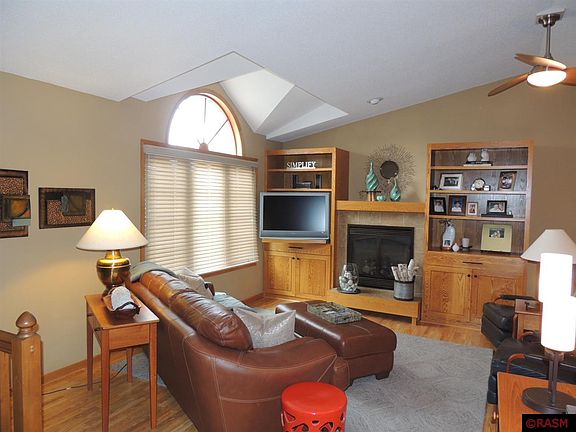 3rd image of 714 Linda Cir
