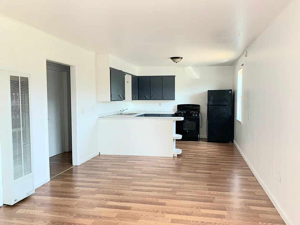 1st image of 304 Hammons Ave APT 1