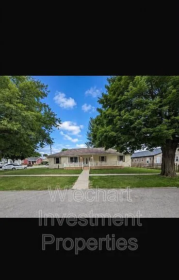 232 N Cherry St — Photo 21