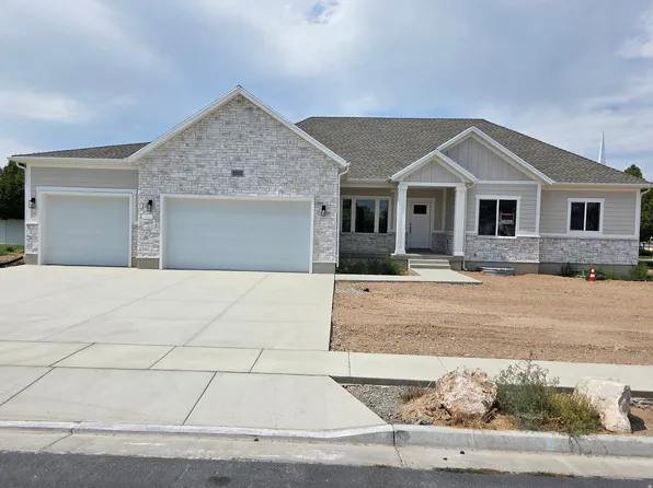 1263 N 2770 W, Clinton, UT 84015