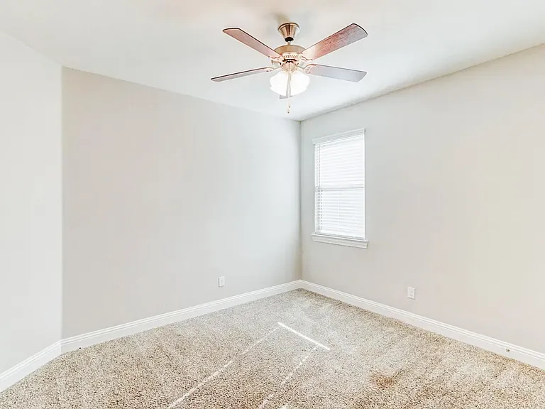 11324 Blaze St — Photo 16