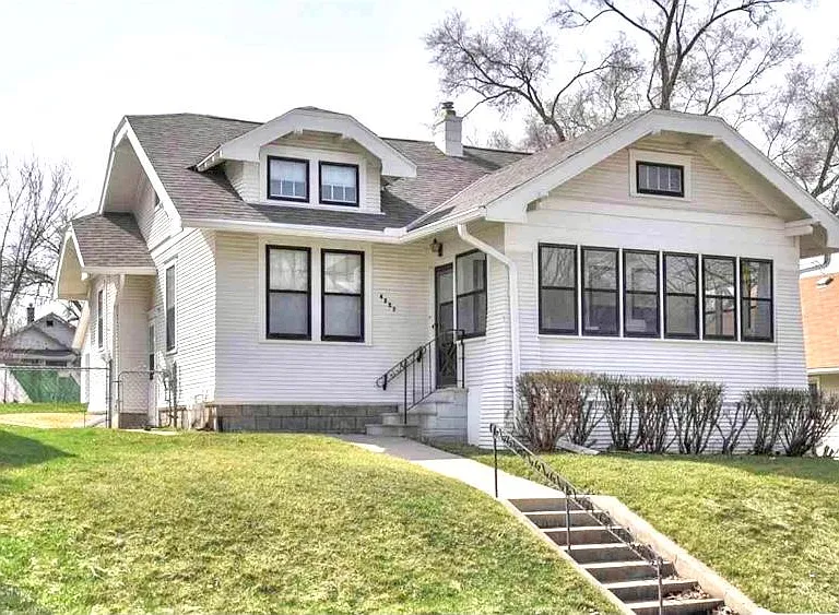 4327 Chicago St — Photo 1