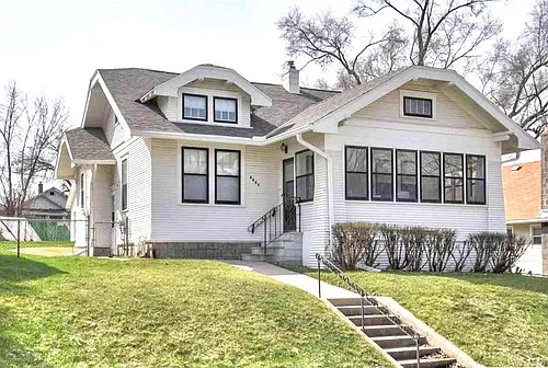 4327 Chicago St Photo 1