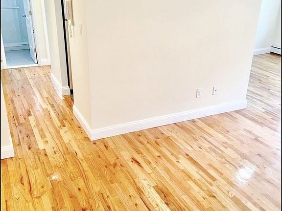 4th image of 21303 41st Ave APT 3A
