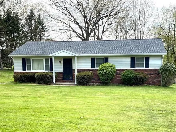 217 Red Maple Dr, Homer City, PA 15748