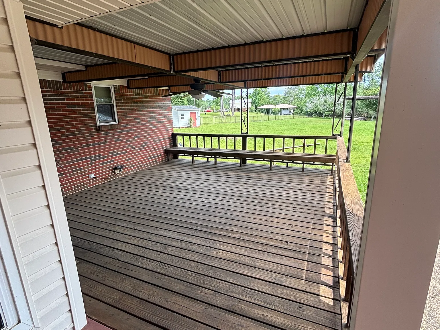 3 bed, 1945 sqft, $2,500 — Photo 3