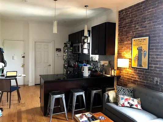 Rented by Avenue Sotheby's International Realty | media 9