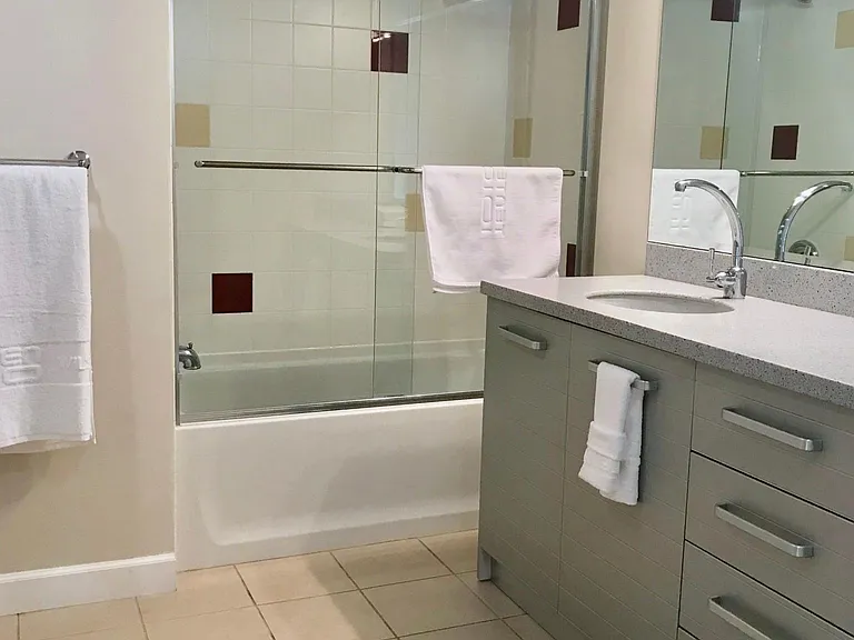 Penthouse 29 - 2 bed/2 bath - 2284 sq ft