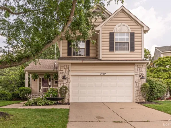 1669 Reserve Ct, Ann Arbor, MI 48103