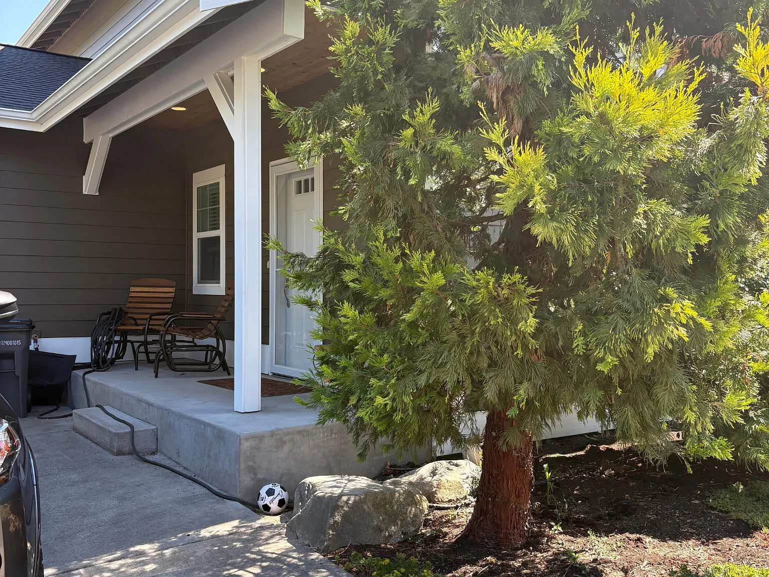 3 bed, 2.5 bath, 1756 sqft, $2,500 — Photo 2