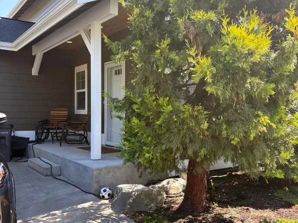 10735 NE Old Growth Loop, Kingston, WA 98346