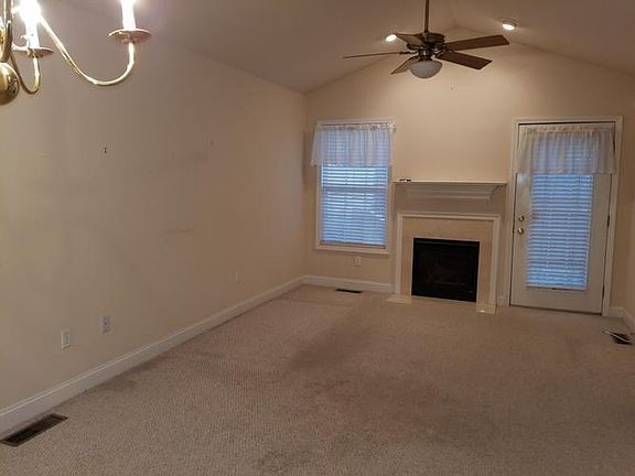 Living room with gas fire place