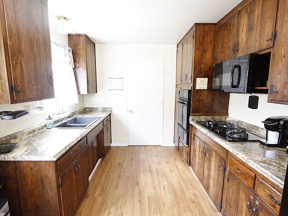 2nd image of 3785 Mount Abbey Ave