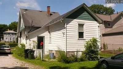 3rd image of 624 East Ave