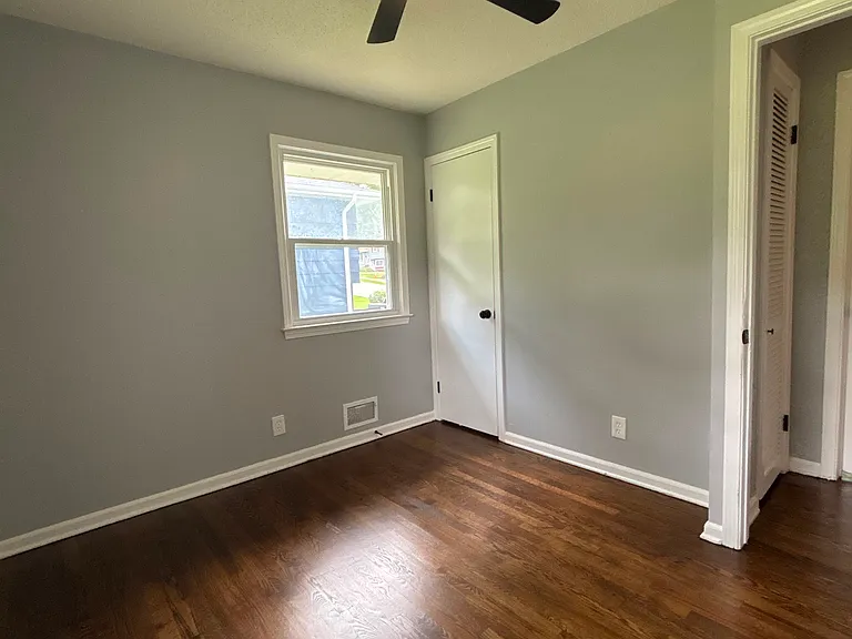 10209 Fremont Ave — Photo 6