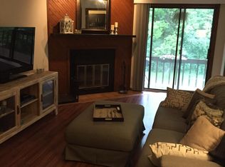2060 Woodtrail Dr APT 13, Fairfield, OH 45014