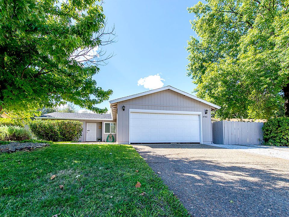 1st image of 3742 Sunwood Dr