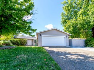3742 Sunwood Dr, Redding, CA