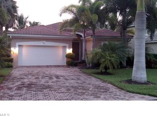 9678 Springlake Cir, Estero, FL 33928