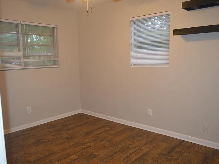 bedroom 2- 9 ft x 12 ft 7 in