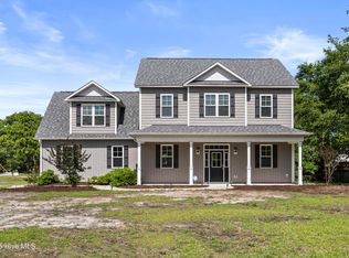 204 Shellbank Dr, Sneads Ferry, NC 28460