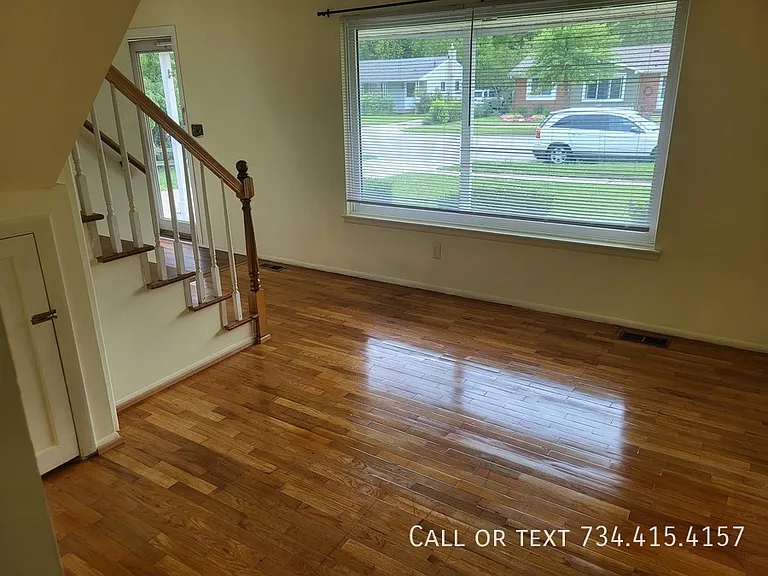2863 Marshall St #2863 — Photo 8