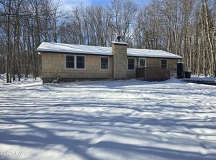 180 Southwynd Dr, Milford, PA 18337