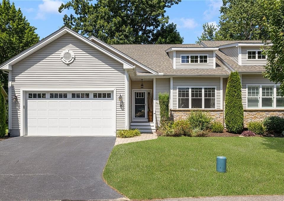 1st image of 15 W Glen Ln