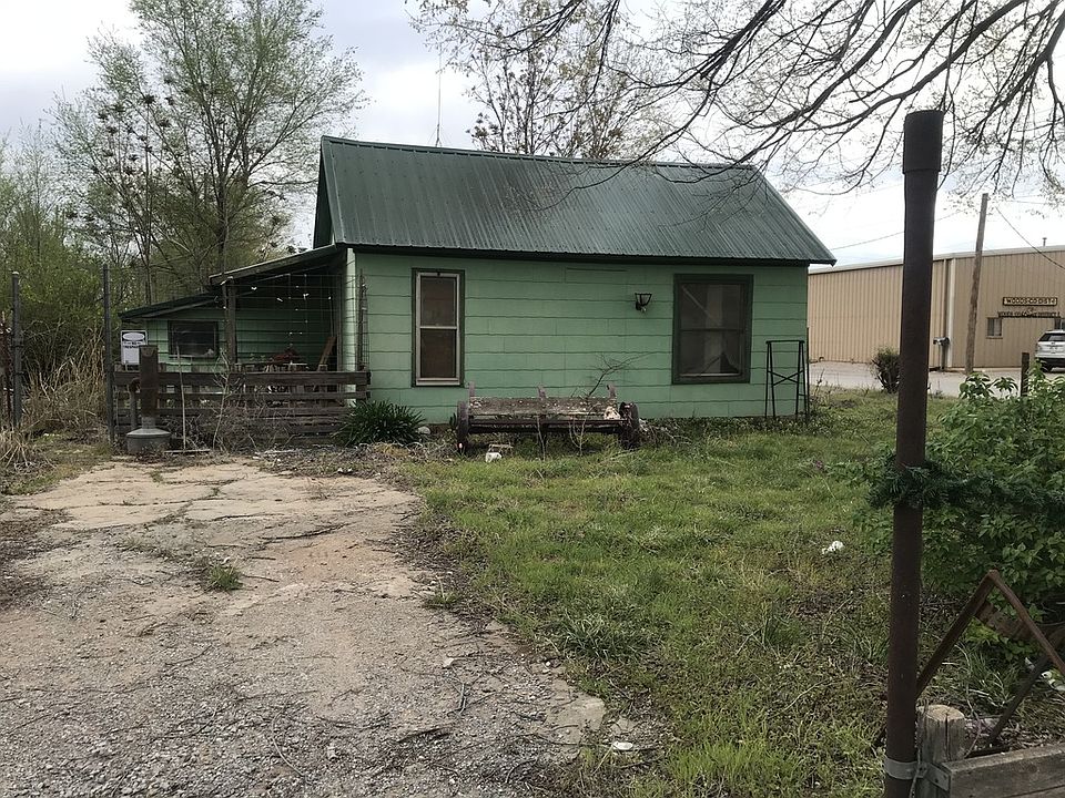 2nd image of 4 Choctaw St