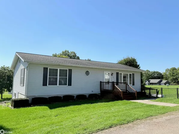 503 6th St, Bonaparte, IA 52620