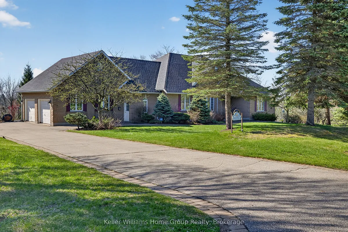 Building Photo - 23 Fox Run Dr #B