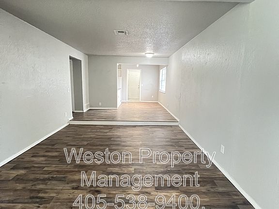 3rd image of 1037 NW 1st St