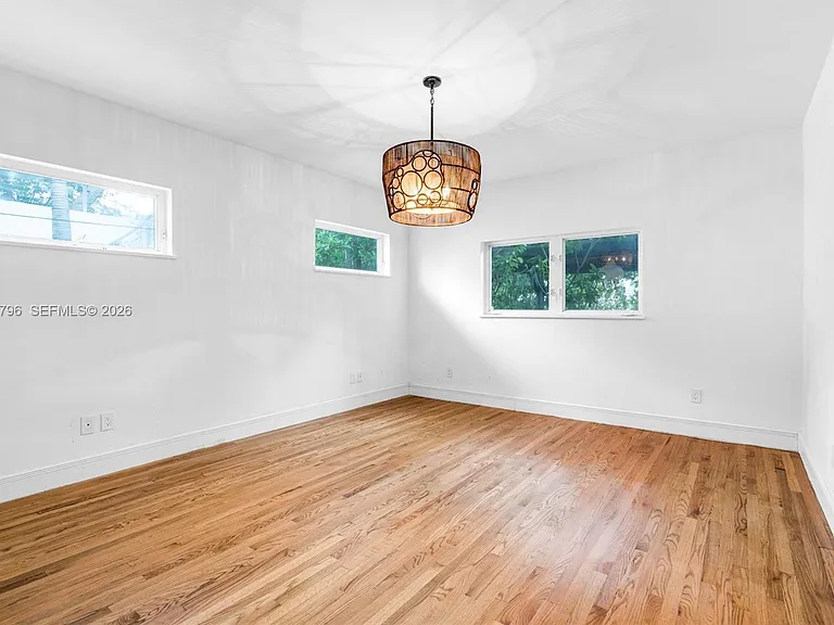 1232 Lenox Ave — Photo 25