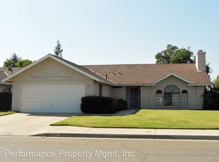 688 N Fordham Ave, Clovis, CA 93611