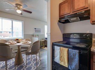 Dixon Manor Apartment Homes, Rochester, NY 14609