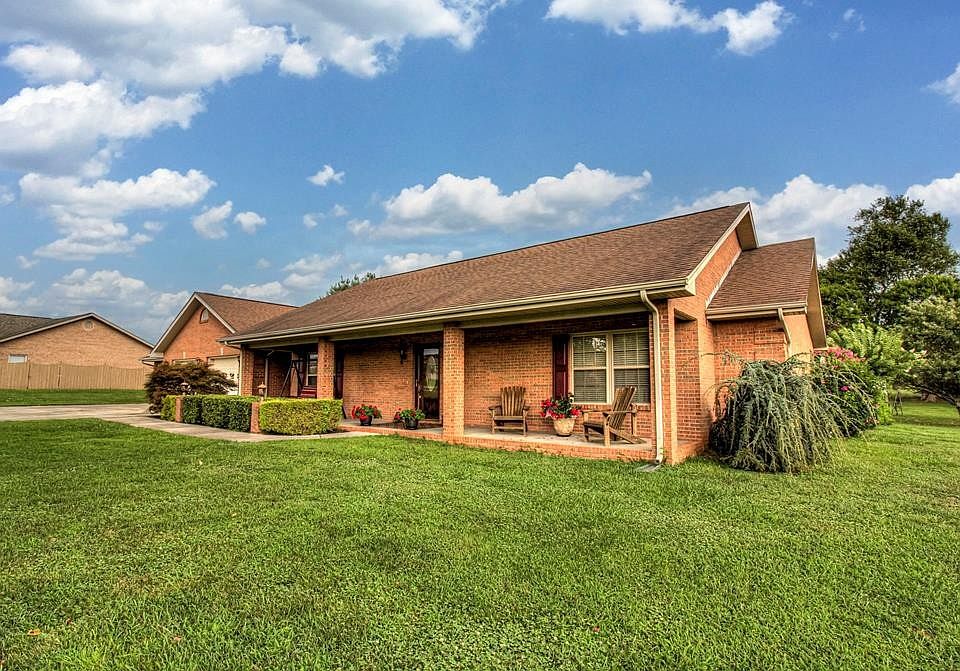 1st image of 681 Southview Cir