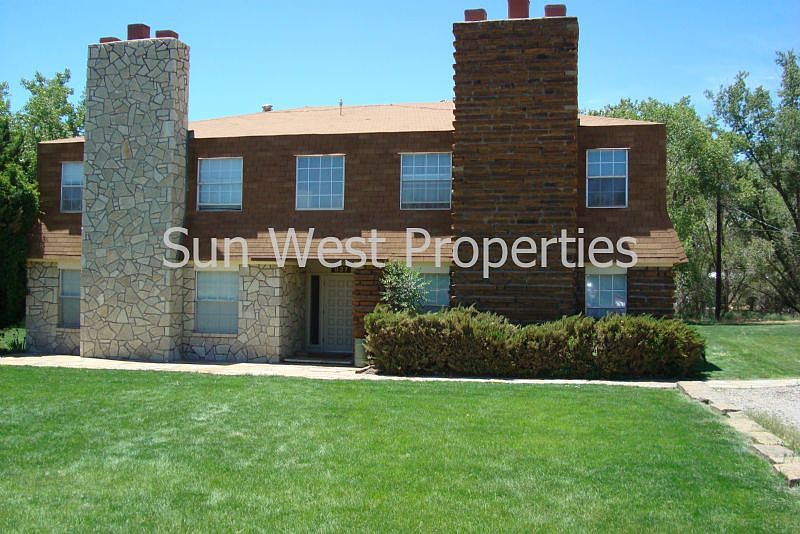 1st image of 837 Nm Highway 516 APT 3