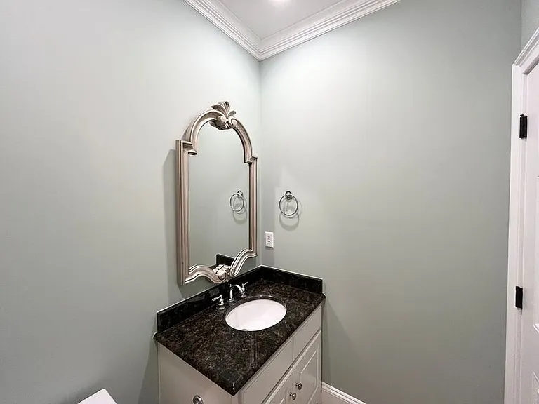 1205 Enderbury Dr — Photo 32