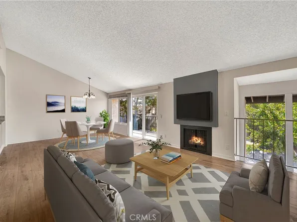 19551 Rinaldi St Unit 26, Porter Ranch, CA 91326