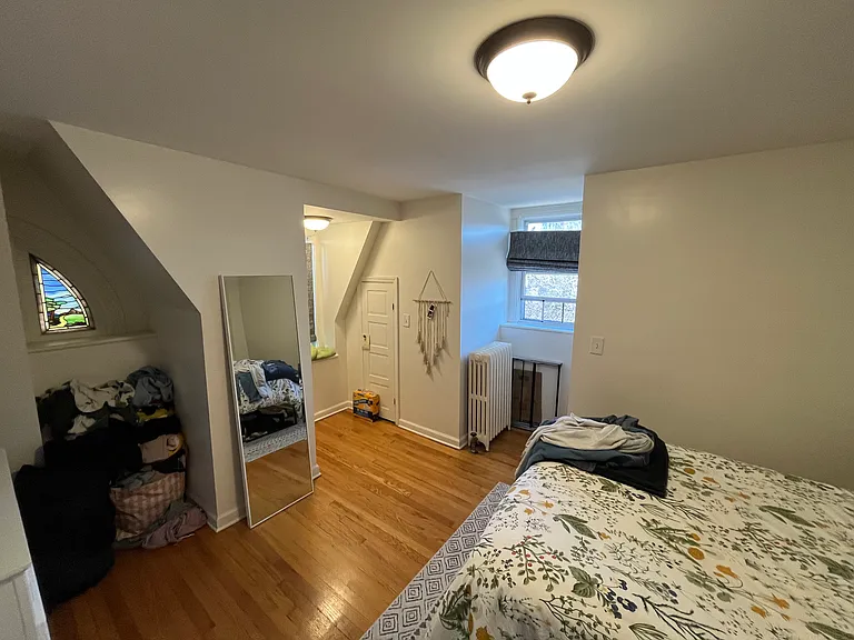 718 Madison Ave #6 — Photo 3