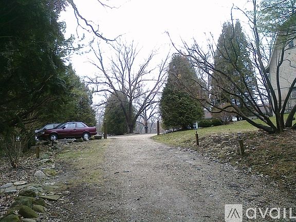 2nd image of W4015 Oakwood Dr #2E