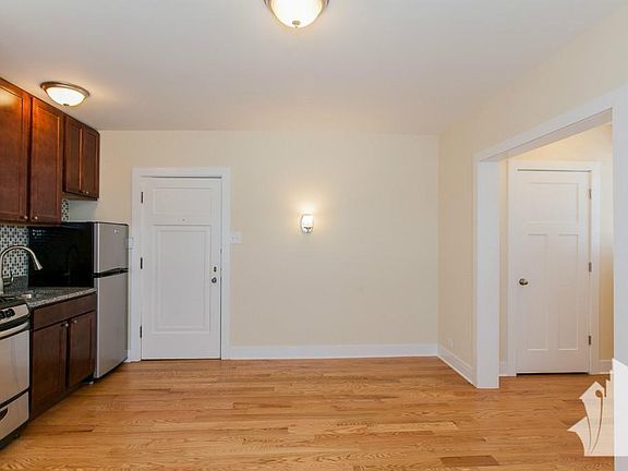 3rd image of 4546 N Damen Ave #213CC