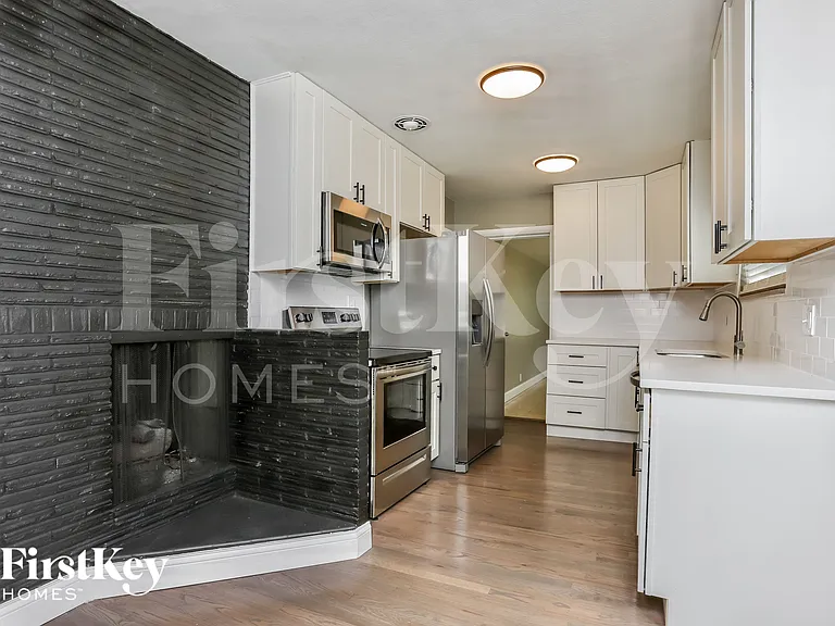 11862 Kramper Ln — Photo 7