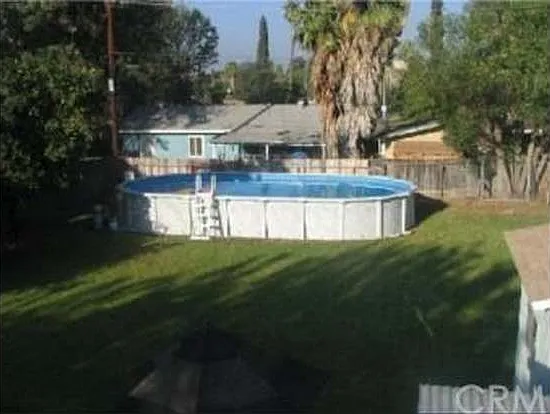 3975 Eileen St — Photo 90