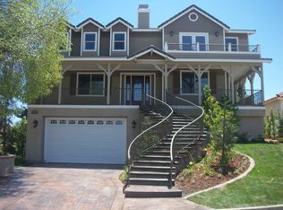 22521 Cascade Dr, Canyon Lake, CA 92587