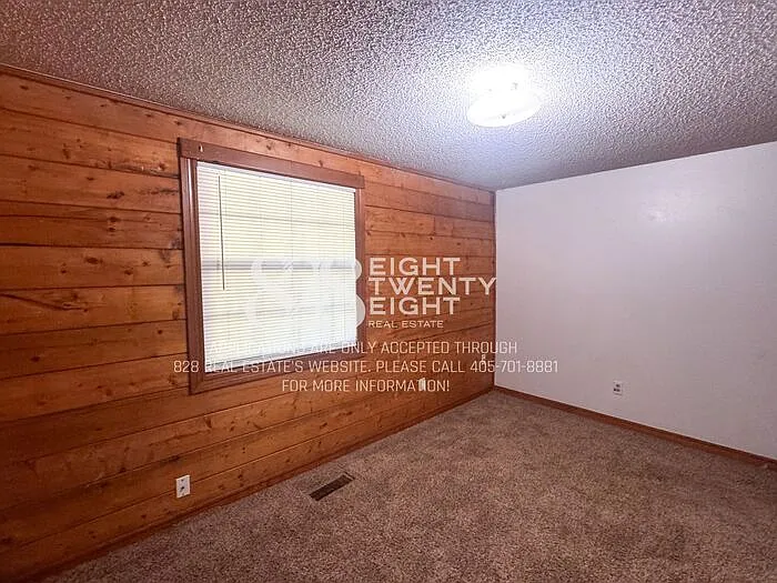 503 E Maple St — Photo 23