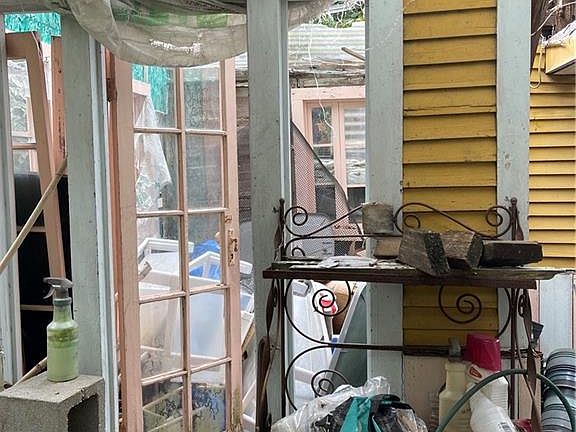 4th image of 4310 Elysian Fields Ave
