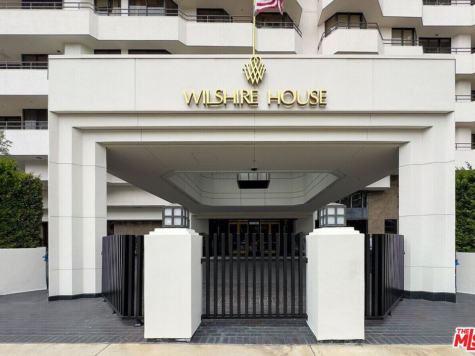 2nd image of 10601 Wilshire Blvd APT 602